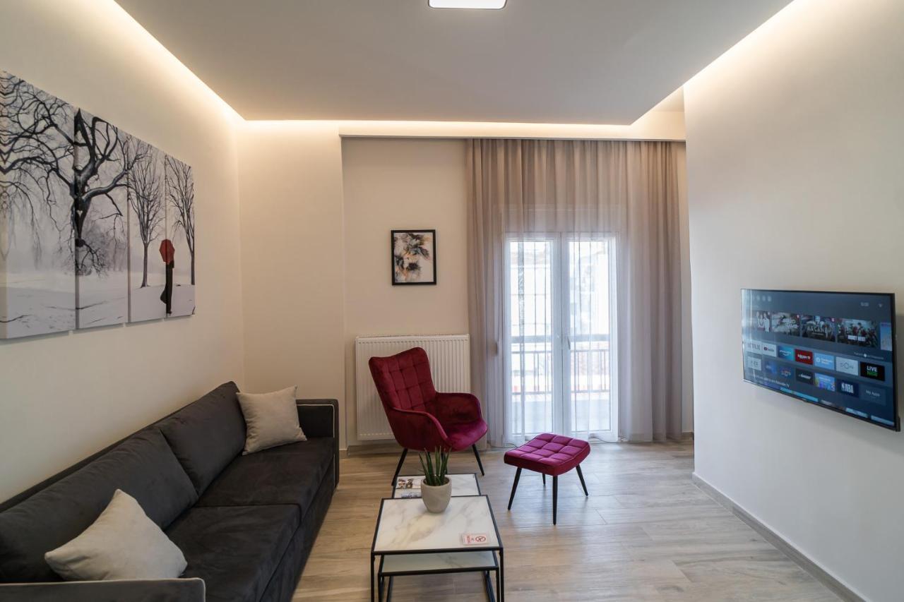 Lux Palace Trikala Екстериор снимка